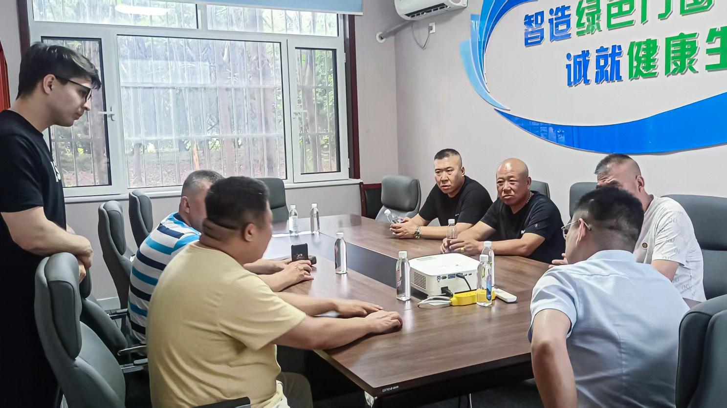 俄羅斯外商深度考察康潤(rùn)，共商外貿(mào)合作新篇
